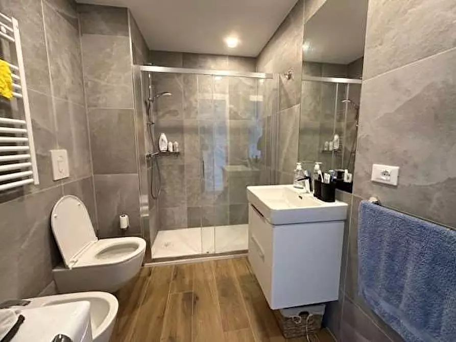 Immagine 7 di Appartamento in vendita  in Via Volta 12 a Uggiate-Trevano