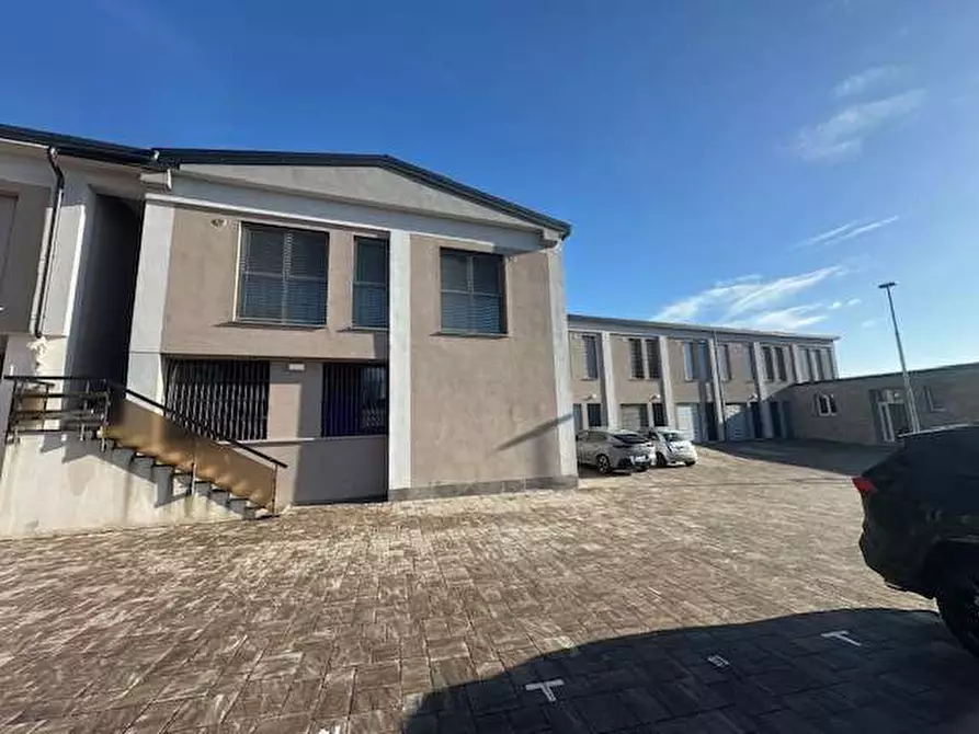 Immagine 16 di Appartamento in vendita  in Via Volta 12 a Uggiate-Trevano