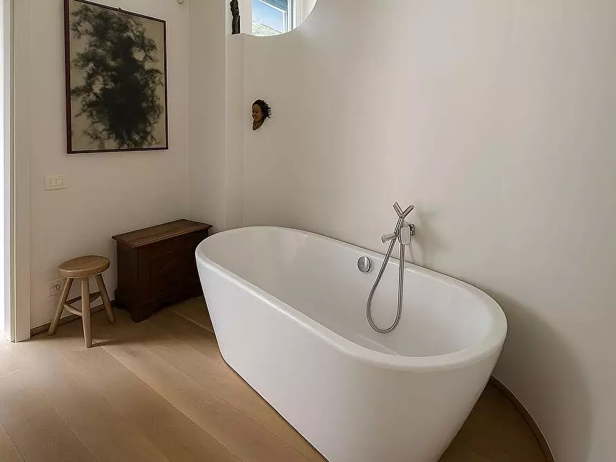 Immagine 21 di Appartamento in vendita  in Via Tommaso Grossi 32/A a Como