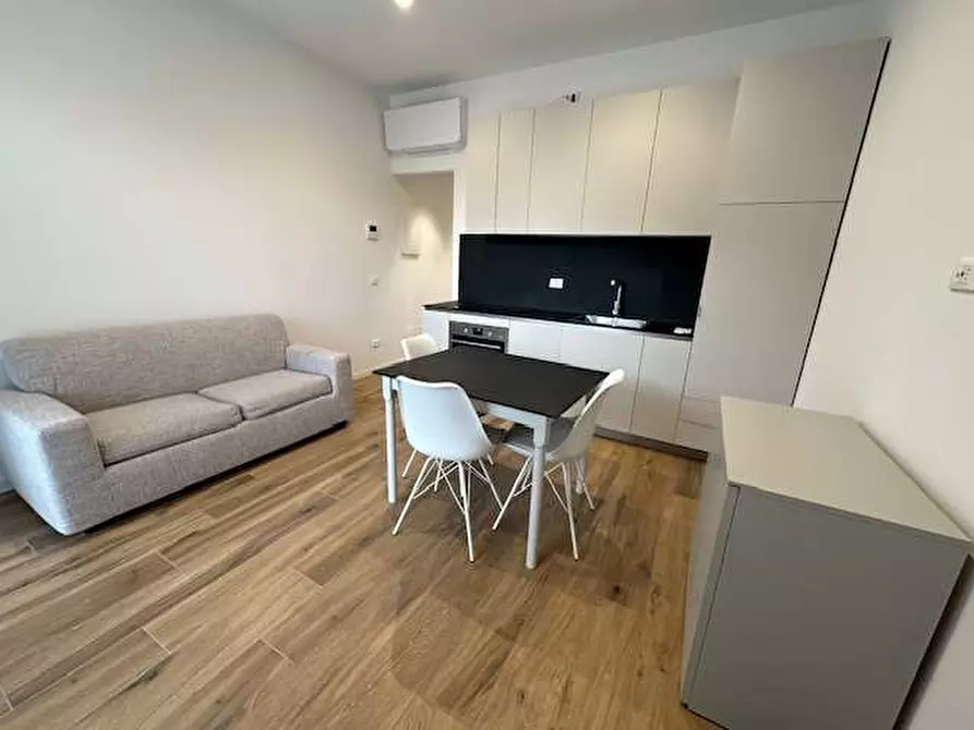 Immagine 2 di Appartamento in vendita  in Via Volta 12 a Uggiate-Trevano