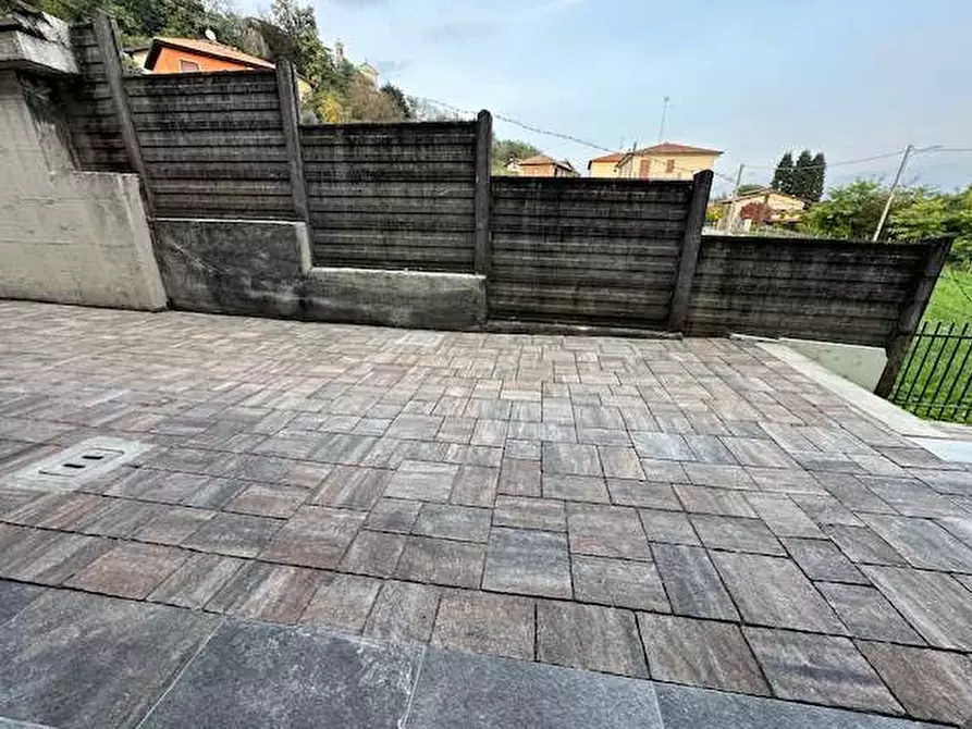 Immagine 16 di Appartamento in vendita  in Via Volta 12 a Uggiate-Trevano