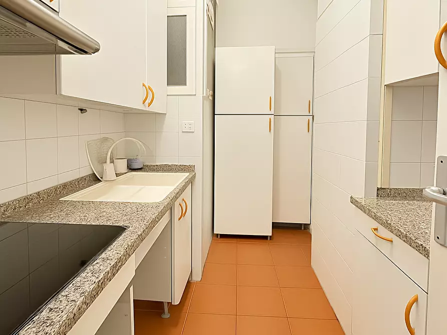 Immagine 6 di Appartamento in vendita  in Via Mentana 17 a Como