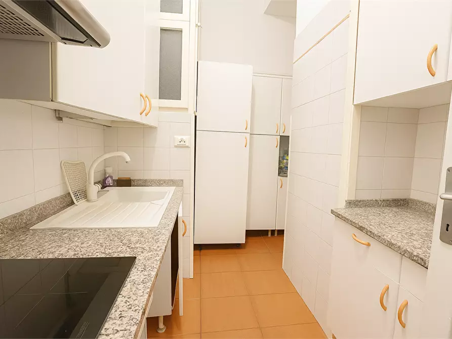 Immagine 7 di Appartamento in vendita  in Via Mentana 17 a Como