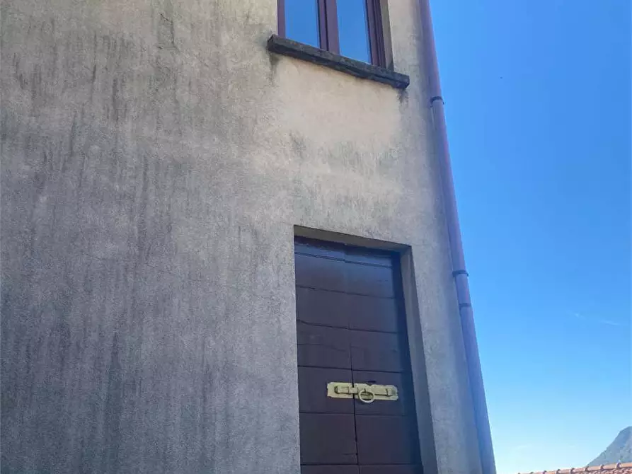 Immagine 21 di Quadrilocale in vendita  in via per careno a Pognana Lario