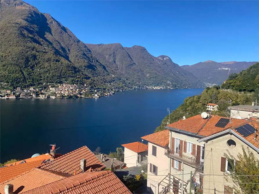 Immagine 24 di Quadrilocale in vendita  in via per careno a Pognana Lario