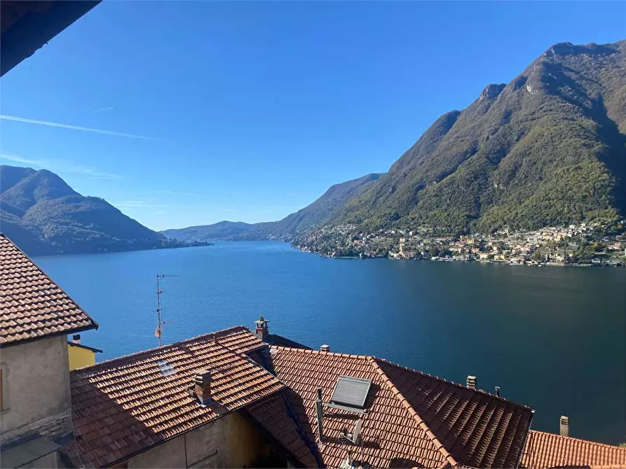 Immagine 1 di Quadrilocale in vendita  in via per careno a Pognana Lario