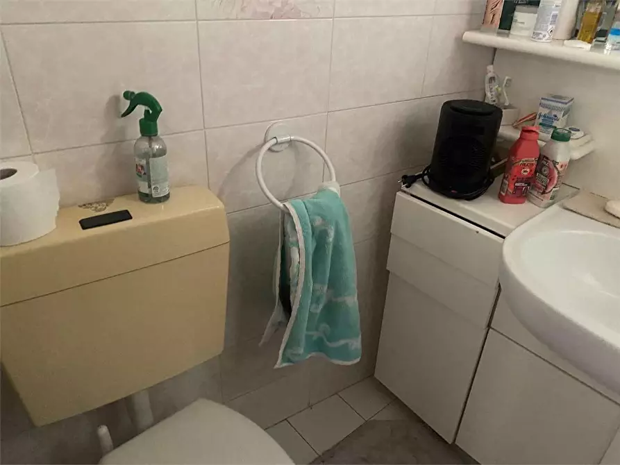 Immagine 16 di Quadrilocale in vendita  in via per careno a Pognana Lario