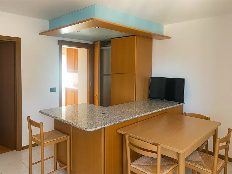 Immagine 11 di Quadrilocale in vendita  in via per careno a Pognana Lario