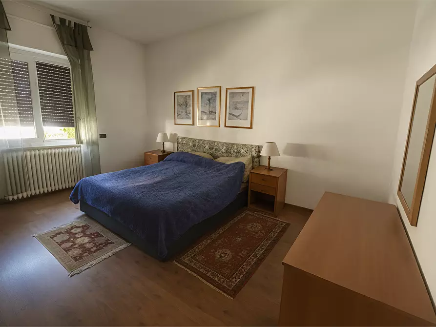 Immagine 10 di Appartamento in vendita  in Via Giustizia e Libertà  a Como