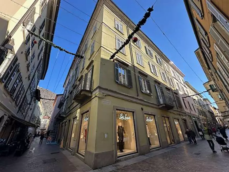 Immagine 15 di Appartamento in affitto  in Via Rusconi 37 a Como