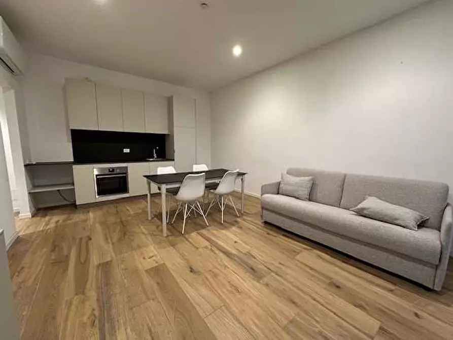 Immagine 1 di Appartamento in vendita  in Via Volta 12 a Uggiate-Trevano