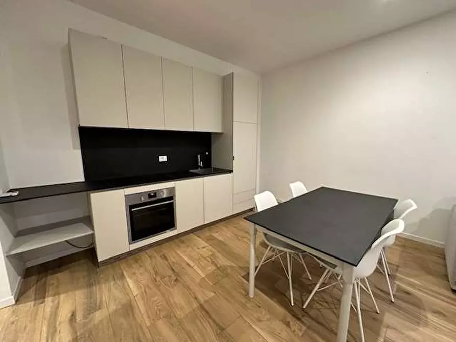 Immagine 6 di Appartamento in vendita  in Via Volta 12 a Uggiate-Trevano