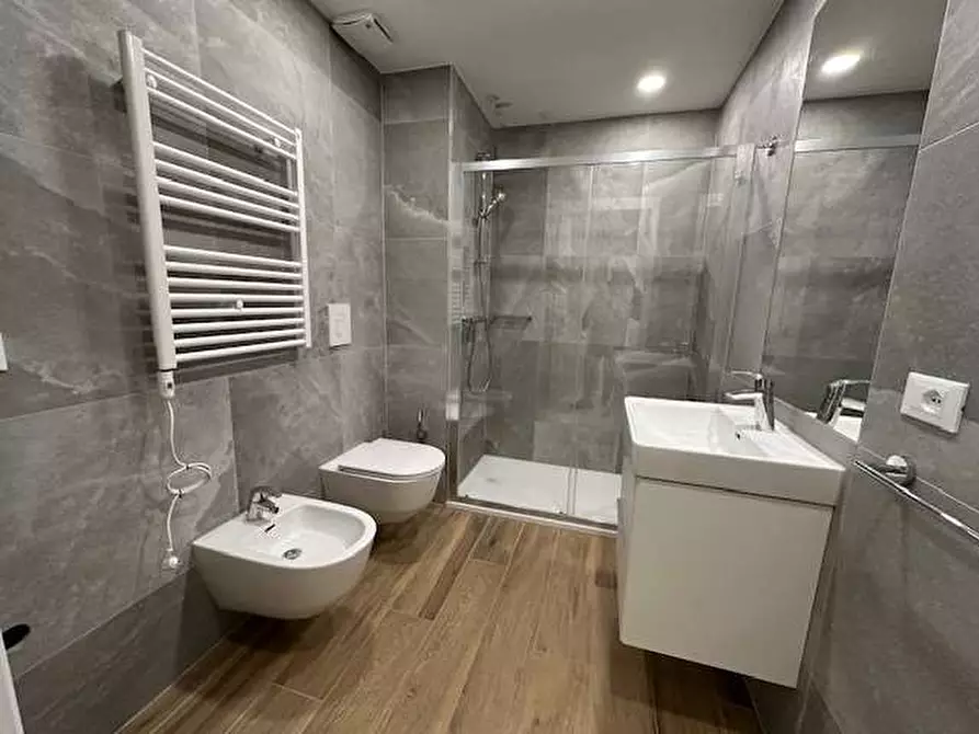 Immagine 8 di Appartamento in vendita  in Via Volta 12 a Uggiate-Trevano