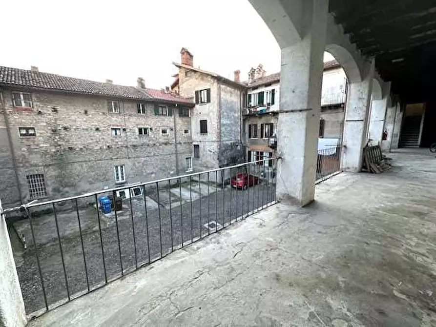 Immagine 10 di Appartamento in affitto  in Via Varesina 53 a Como