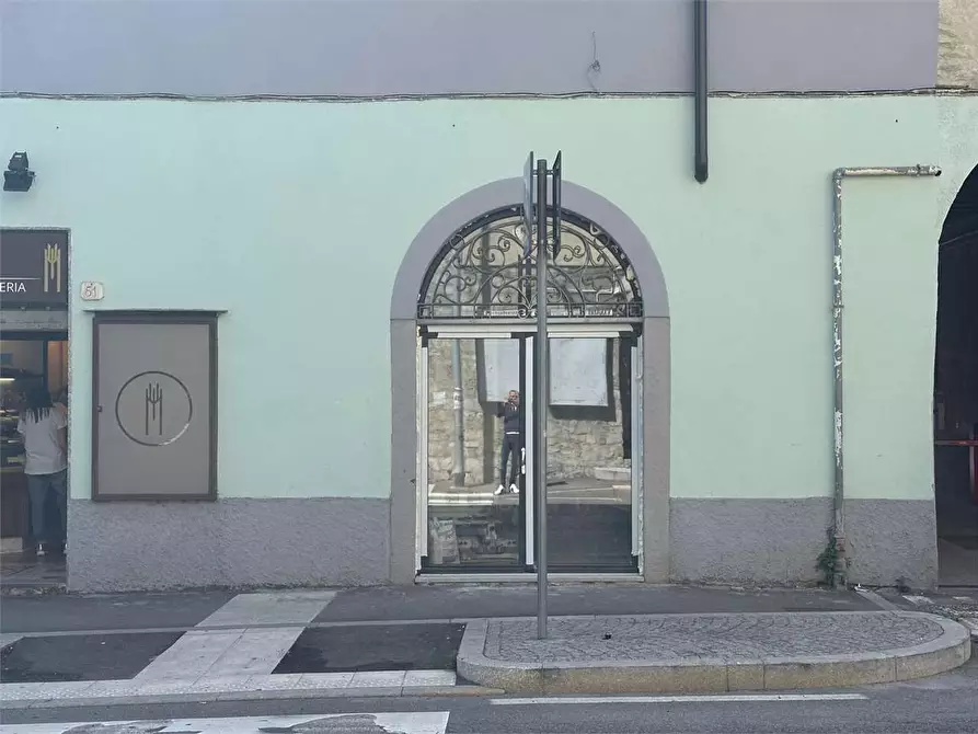 Immagine 15 di Monolocale in affitto  in Via Varesina 53 a Como