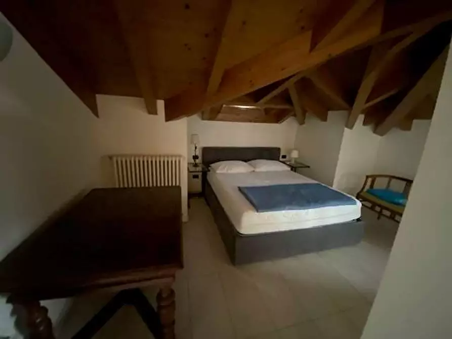Immagine 17 di Mansarda in vendita  in Via Anzani 15 a Como