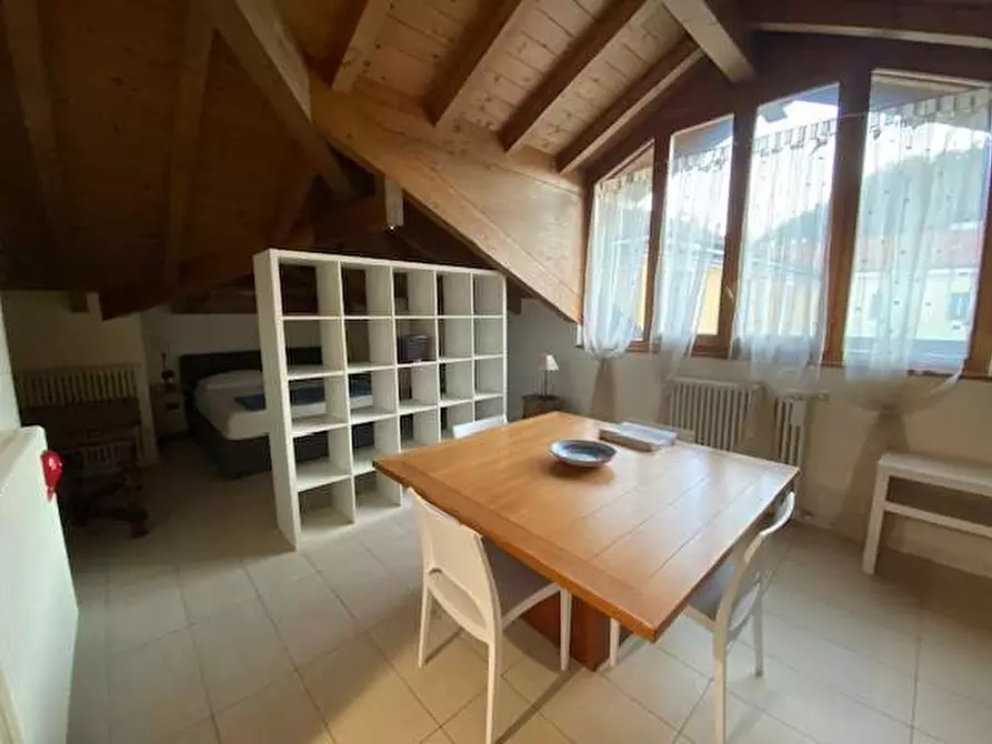 Immagine 4 di Mansarda in vendita  in Via Anzani 15 a Como