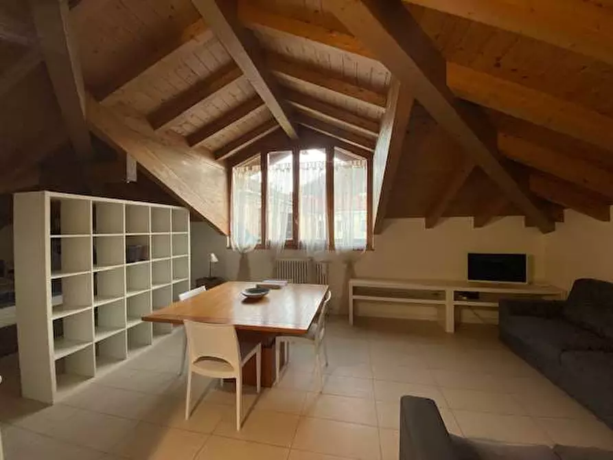 Immagine 1 di Mansarda in vendita  in Via Anzani 15 a Como