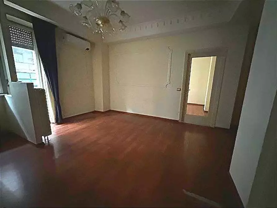 Immagine 5 di Bilocale in vendita  in Viale Masia 26 a Como