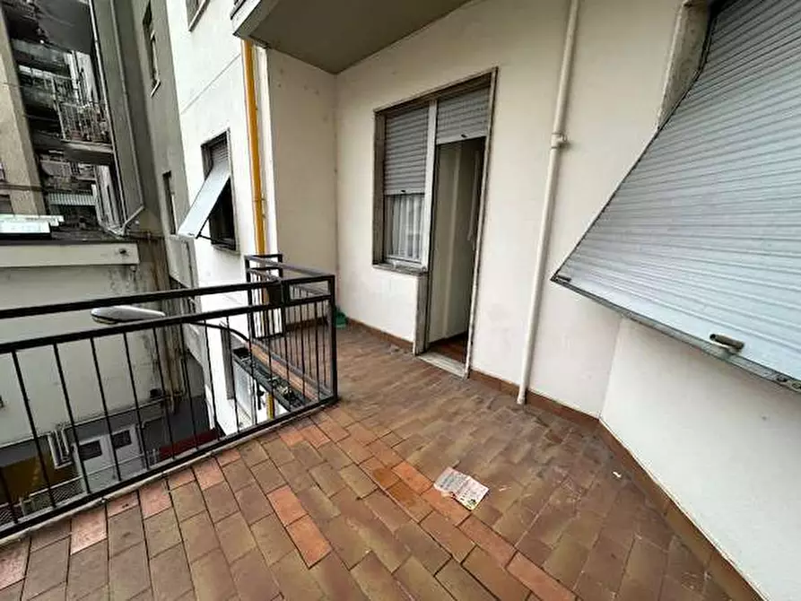 Immagine 19 di Quadrilocale in vendita  in Viale Masia 26 a Como