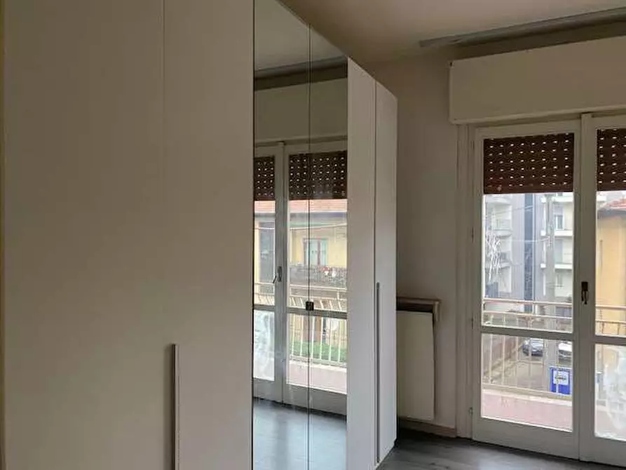 Immagine 9 di Bilocale in affitto  a Lipomo