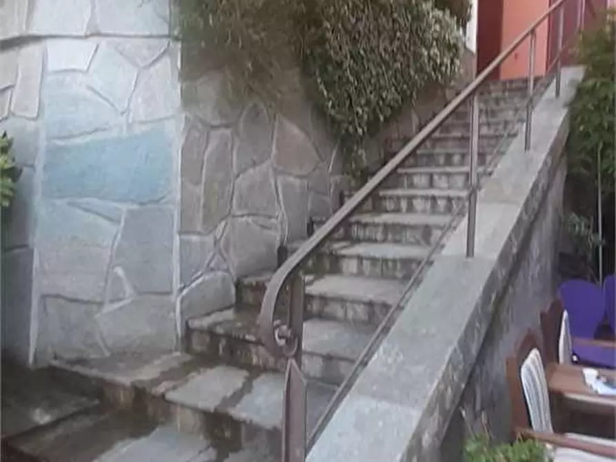 Immagine 3 di Appartamento in vendita  in Via Monterotondo 7 a Como