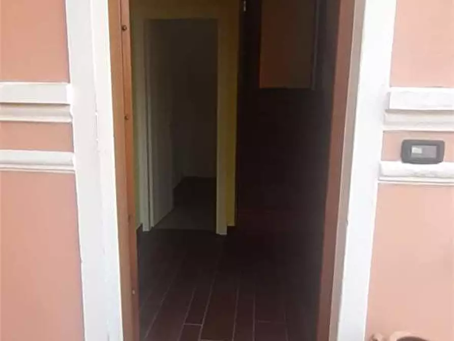 Immagine 15 di Appartamento in vendita  in Via Monterotondo 7 a Como