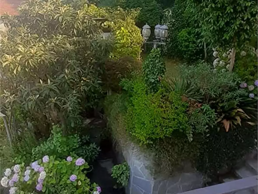 Immagine 16 di Appartamento in vendita  in Via Monterotondo 7 a Como