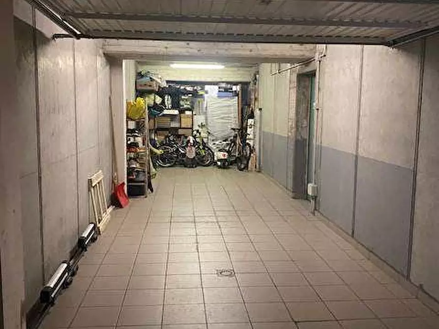 Immagine 31 di Appartamento in vendita  in Via Ticozzi 7 a Como