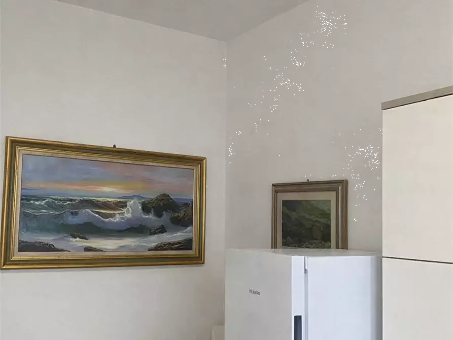 Immagine 9 di Trilocale in affitto  in Via Roma  20 a Torno