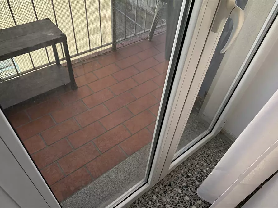 Immagine 25 di Appartamento in vendita  in via Leoni 5 a Como