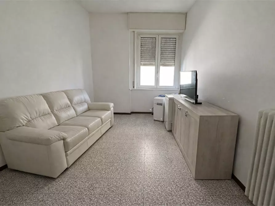 Immagine 8 di Appartamento in vendita  in via Leoni 5 a Como