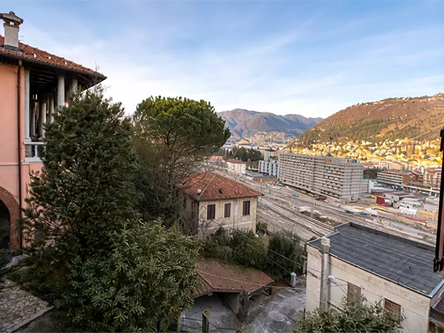 Immagine 32 di Appartamento in vendita  in Via Monterotondo 7 a Como