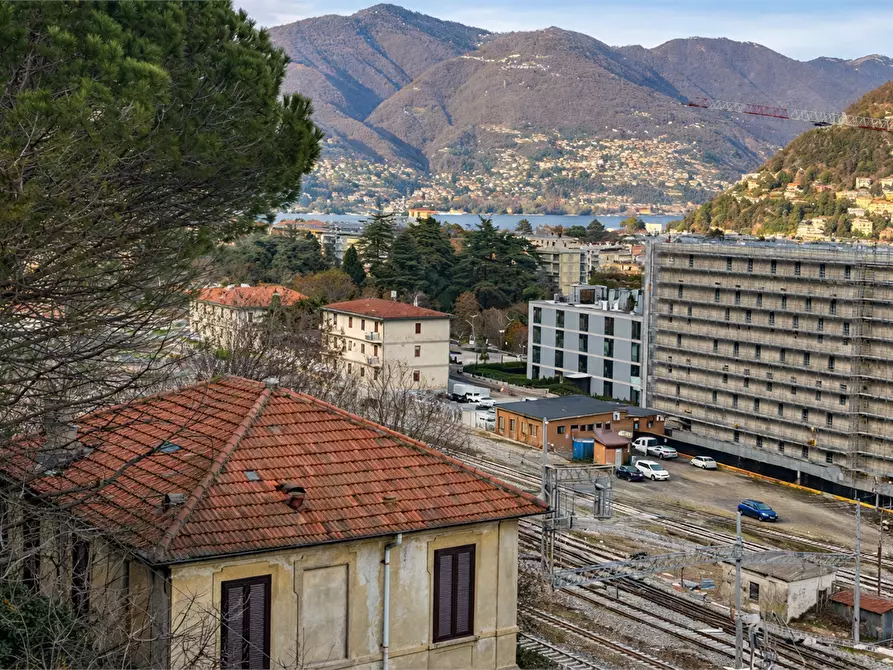 Immagine 33 di Appartamento in vendita  in Via Monterotondo 7 a Como