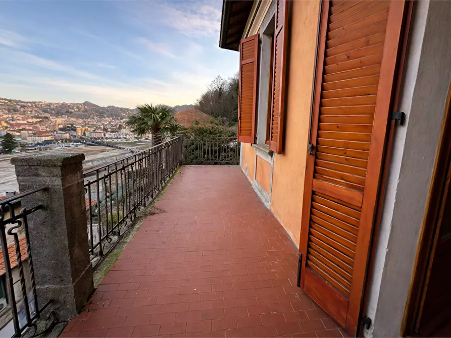 Immagine 1 di Appartamento in vendita  in Via Monterotondo 7 a Como