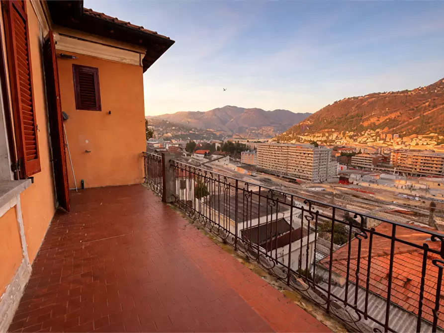 Immagine 4 di Appartamento in vendita  in Via Monterotondo 7 a Como