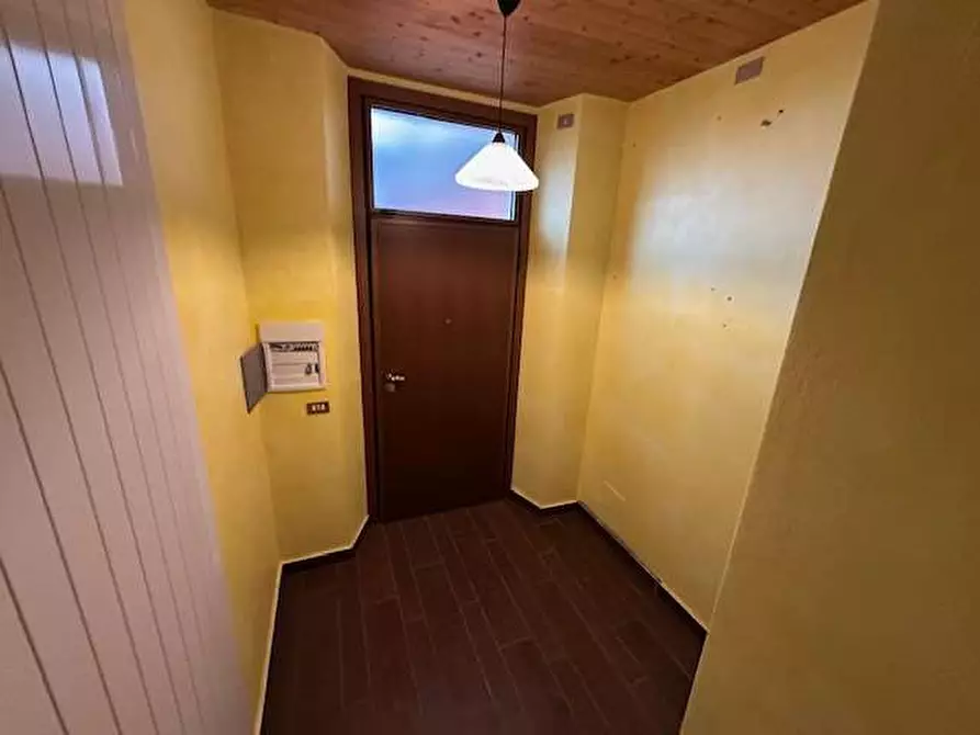 Immagine 19 di Appartamento in vendita  in Via Monterotondo 7 a Como