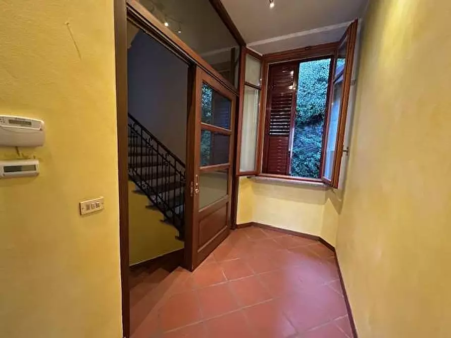 Immagine 13 di Appartamento in vendita  in Via Monterotondo 7 a Como