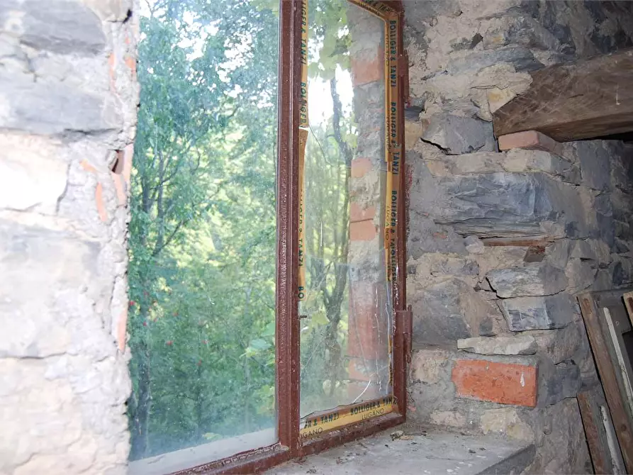 Immagine 21 di Rustico / casale in vendita  in Dogana Valmara a Alta Valle Intelvi