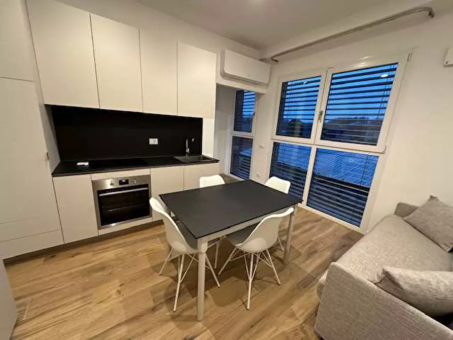 Immagine 1 di Appartamento in affitto  in Via Volta 12 a Uggiate-Trevano