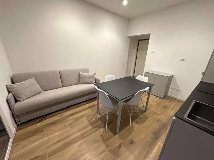 Immagine 3 di Appartamento in affitto  in Via Volta 12 a Uggiate-Trevano