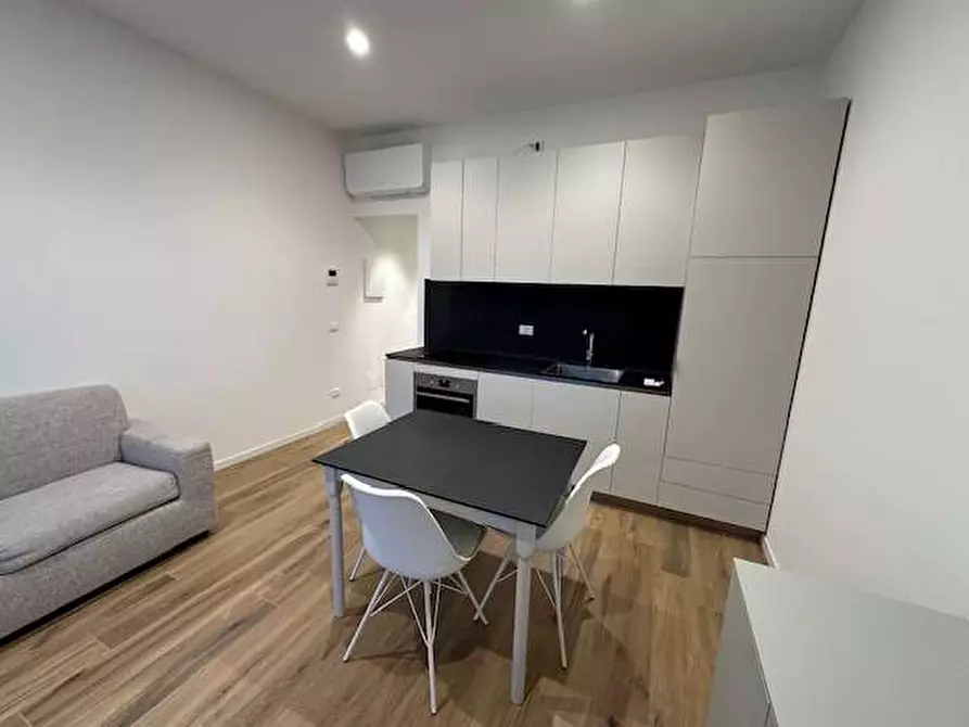 Immagine 3 di Appartamento in affitto  in Via Volta 12 a Uggiate-Trevano