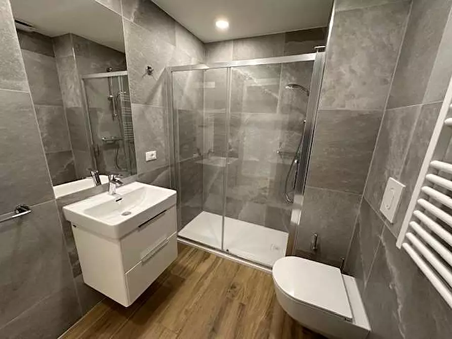 Immagine 6 di Appartamento in affitto  in Via Volta 12 a Uggiate-Trevano