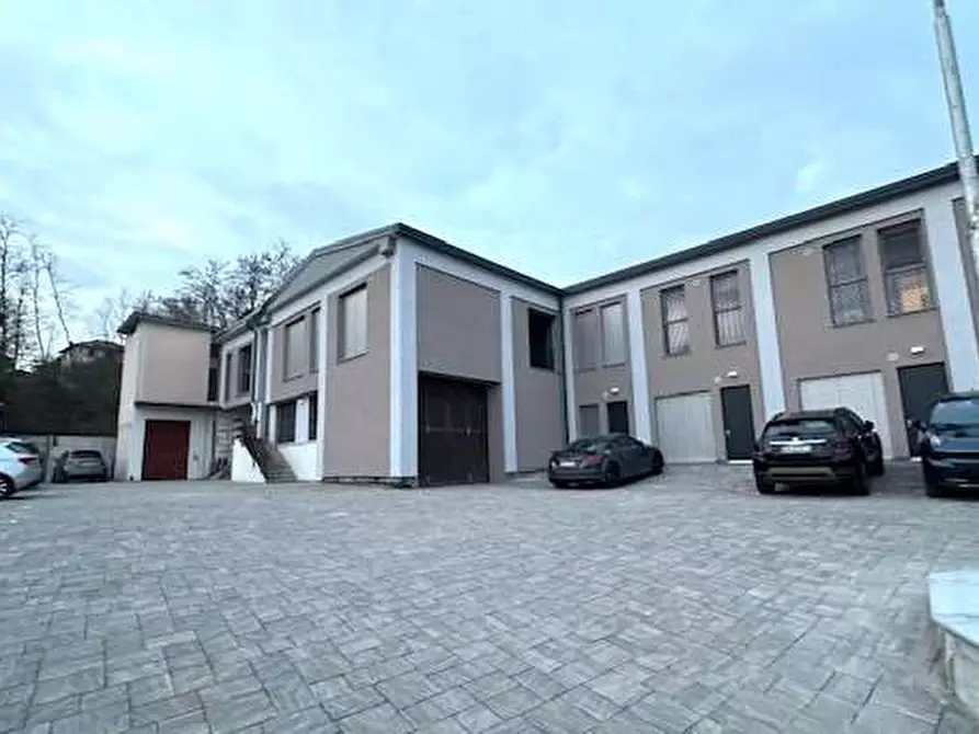 Immagine 16 di Appartamento in affitto  in Via Volta 12 a Uggiate-Trevano