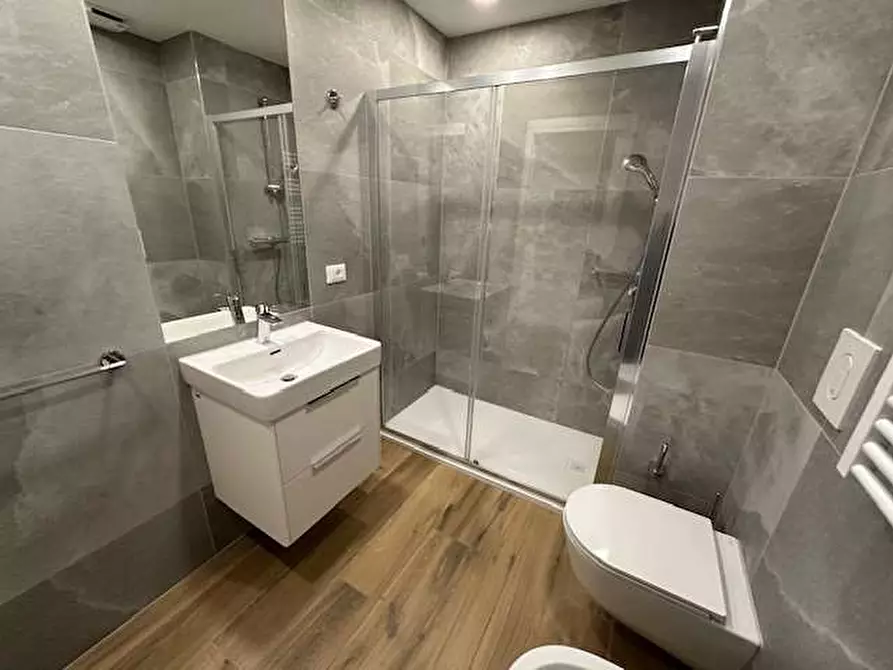 Immagine 5 di Appartamento in vendita  in Via Volta 12 a Uggiate-Trevano