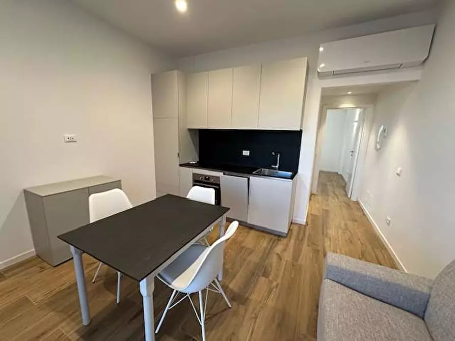 Immagine 1 di Appartamento in affitto  in Via Volta 12 a Uggiate-Trevano