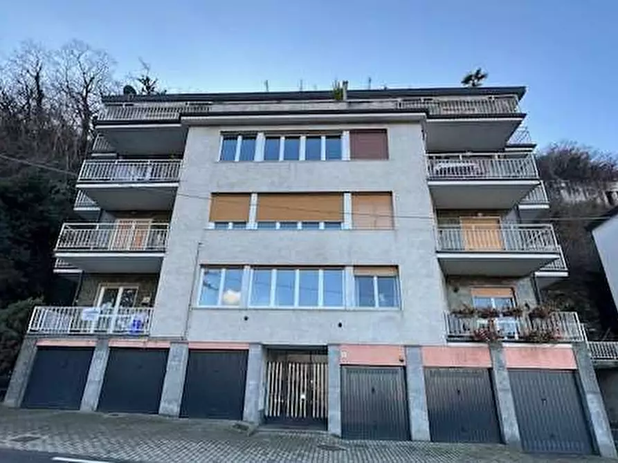 Immagine 1 di Appartamento in vendita  in Via Per San Fermo 18 a Como