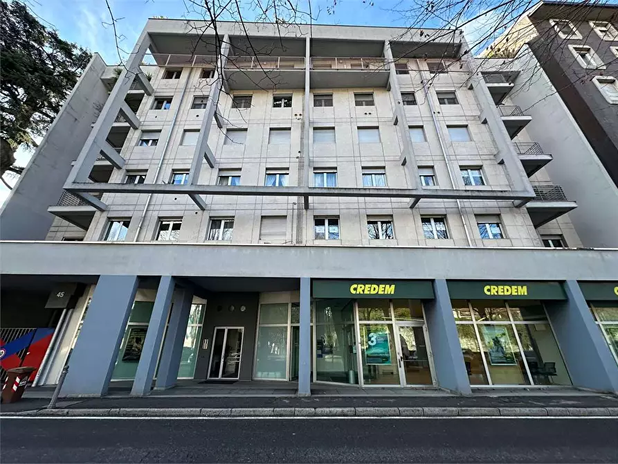 Immagine 27 di Ufficio in vendita  in Viale Varese  47 a Como