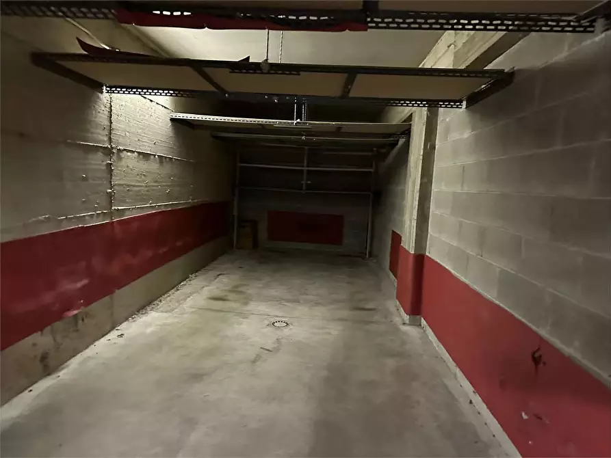 Immagine 23 di Trilocale in vendita  in Viale Varese 47 a Como