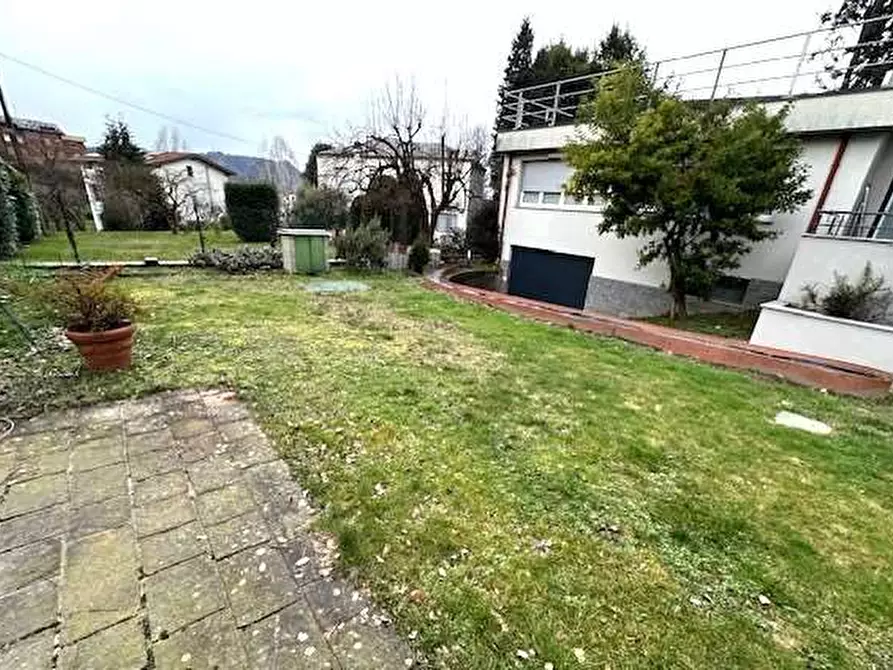 Immagine 3 di Porzione di villa in vendita  in Via beato Geremia Lambertenghi a Como